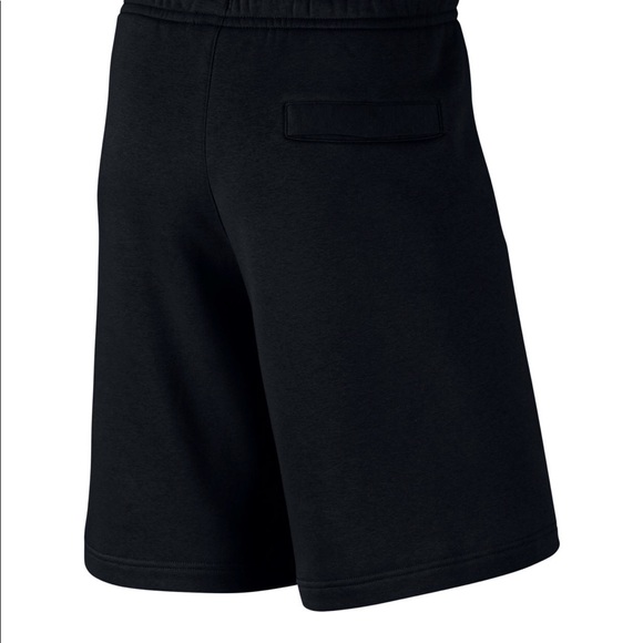 SOLD Mens Nike Fleece Shorts Size L - Picture 2 of 2